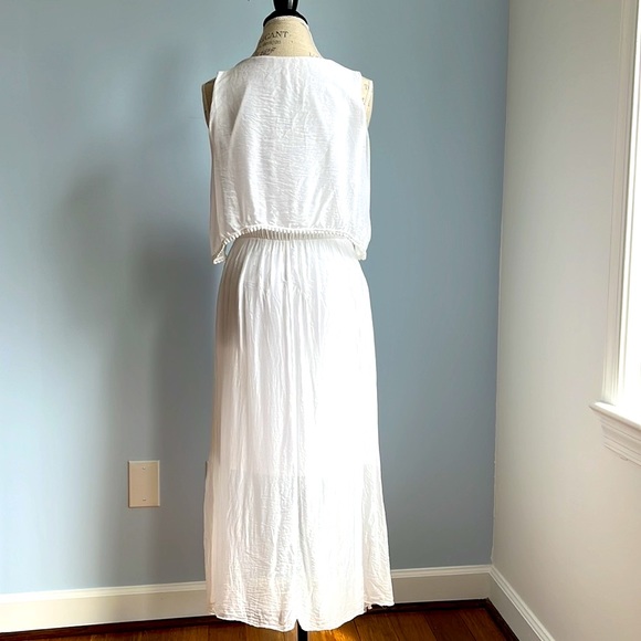 Italian White Midi Dress - Picture 7 of 7